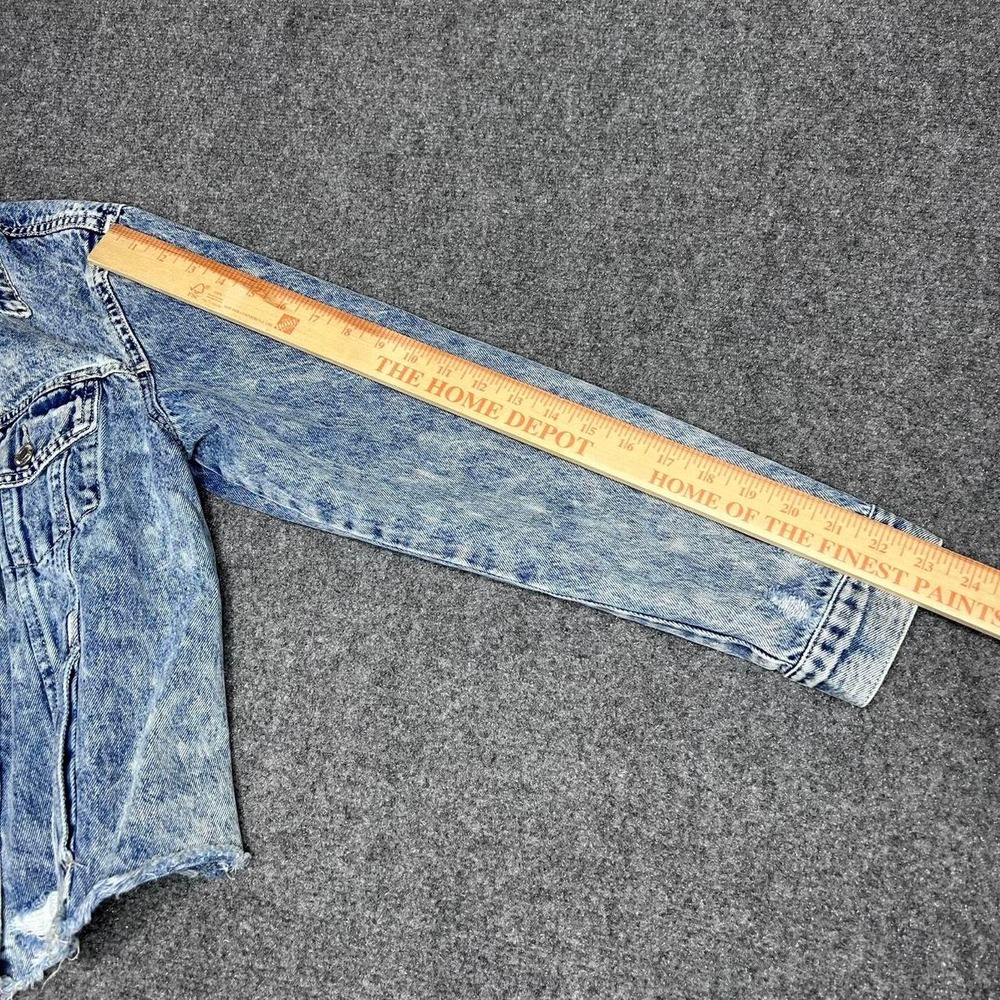 Vervet Los Angeles distressed cropped denim jacket Size Small - Picture 8 of 8